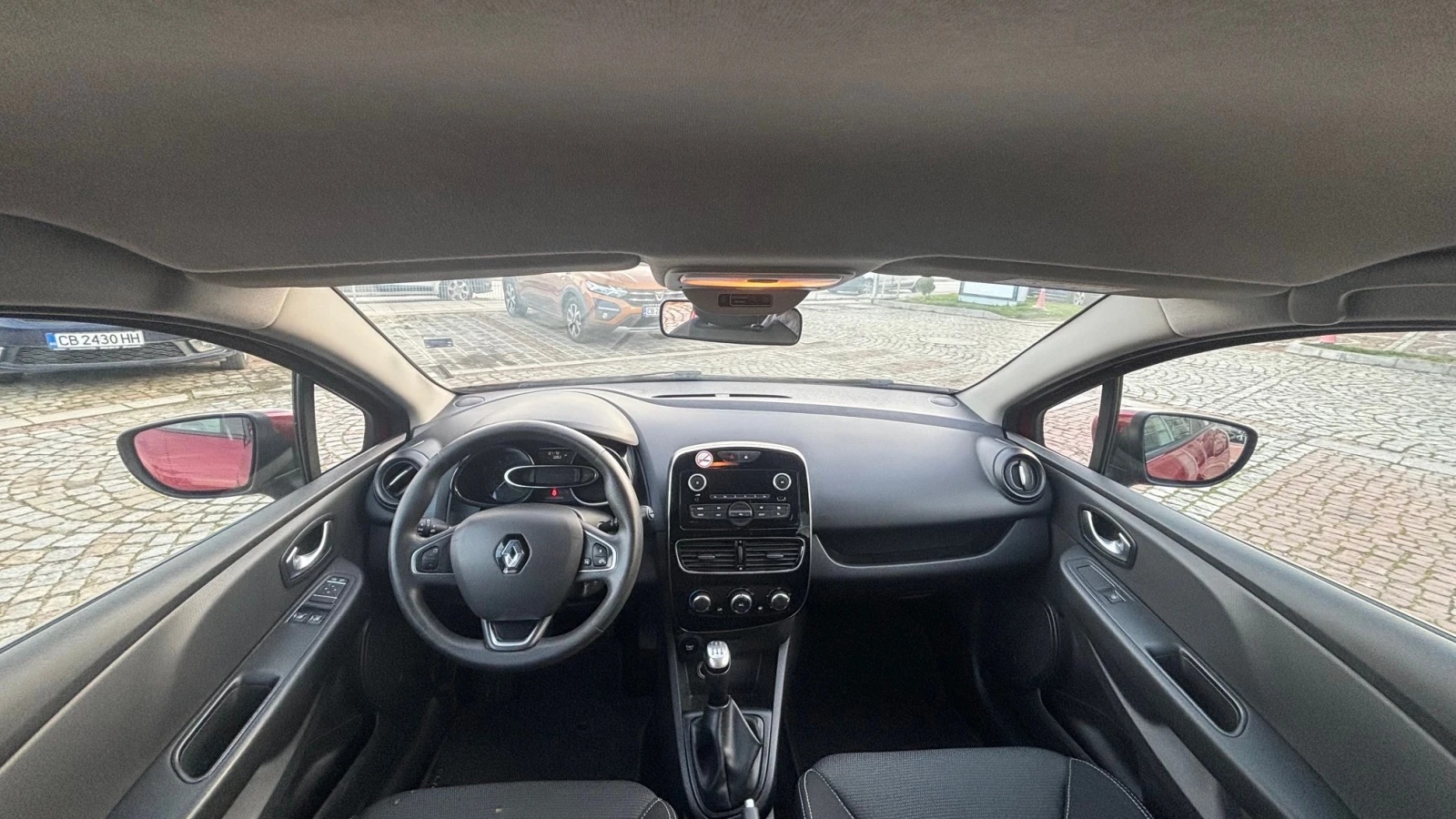 Renault Clio IV Grandtour TCe 75 к.с. Stop&Start BVM5, снимка 16 - Автомобили и джипове - 51116987