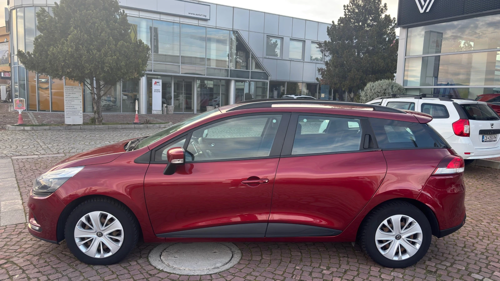 Renault Clio IV Grandtour TCe 75 к.с. Stop&Start BVM5, снимка 6 - Автомобили и джипове - 51116987