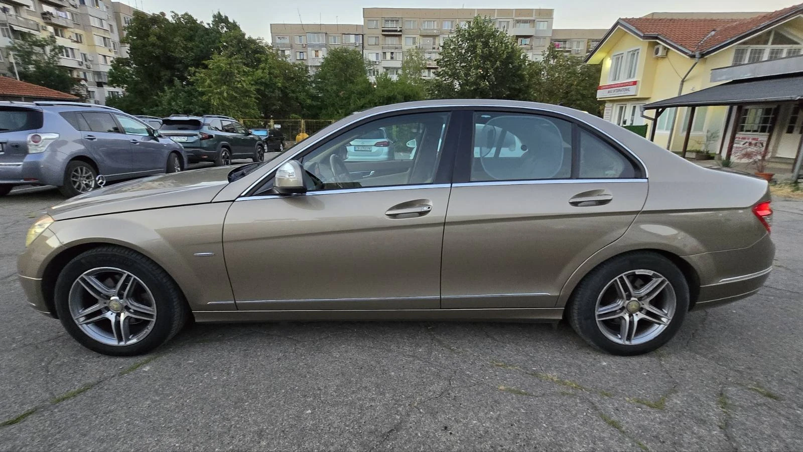 Mercedes-Benz C 280 Elegance, панорама, кожа, навигация, биксенон - изображение 3