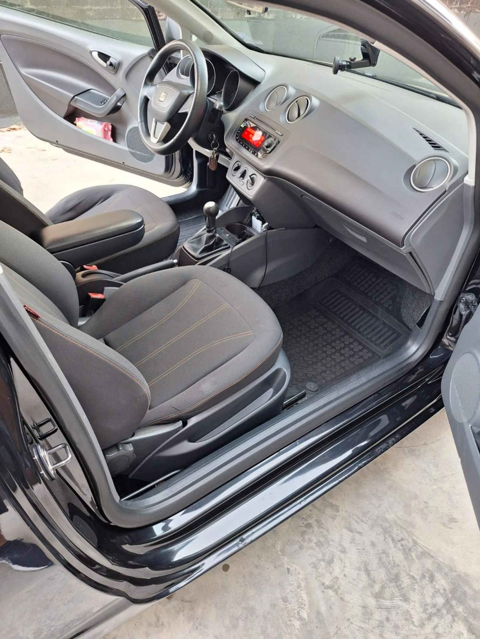 Seat Ibiza 1.2 Бензин-Газ 60к.с EURO5 - изображение 10