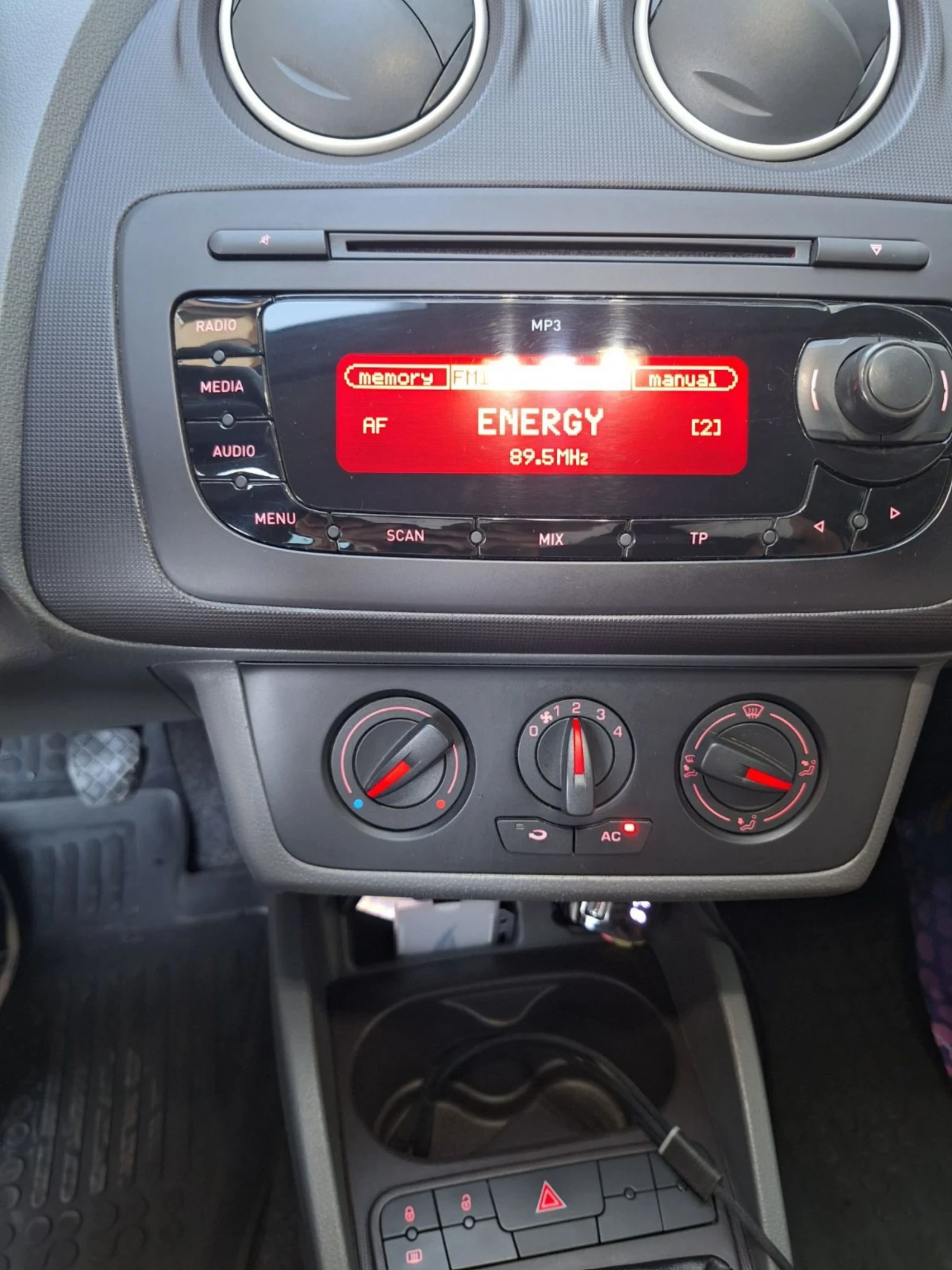 Seat Ibiza 1.2 ������-��� 60�.� EURO5 | Mobile.bg � ����������� 11