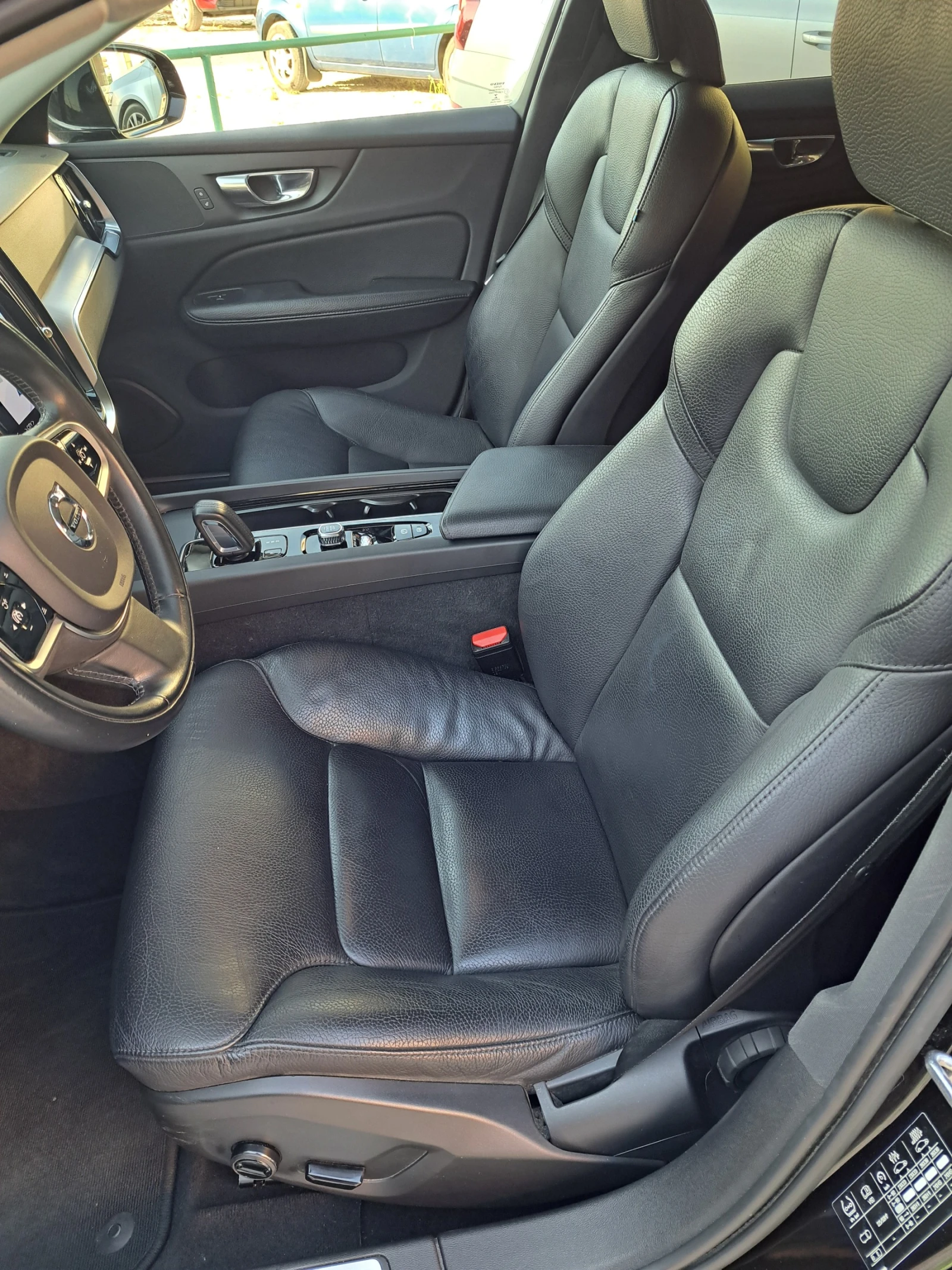 Volvo V60 2.0D B4 GEARTRONIC MOMENTUM PRO | Mobile.bg   11