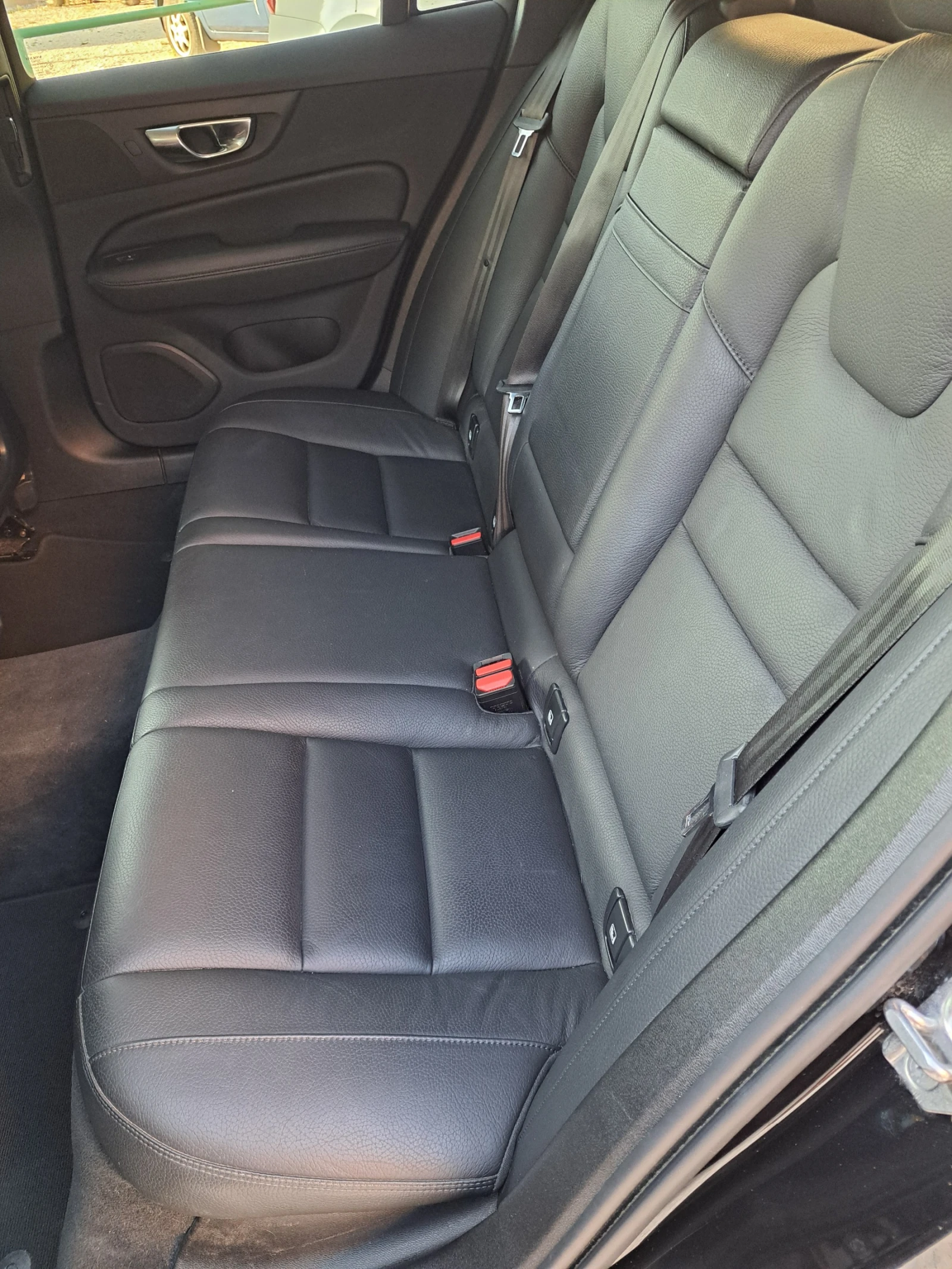 Volvo V60 2.0D B4 GEARTRONIC MOMENTUM PRO | Mobile.bg   12