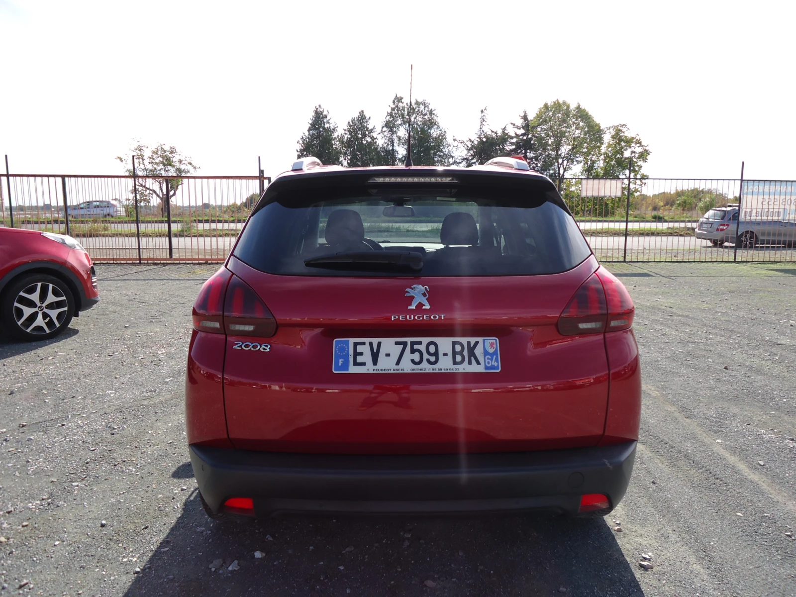 Peugeot 2008 1.6 BlueHDI  | Mobile.bg   6