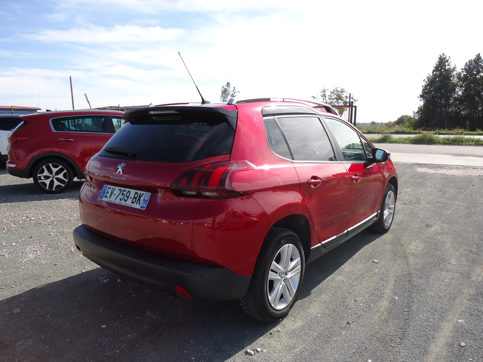 Peugeot 2008 1.6 BlueHDI  | Mobile.bg   2