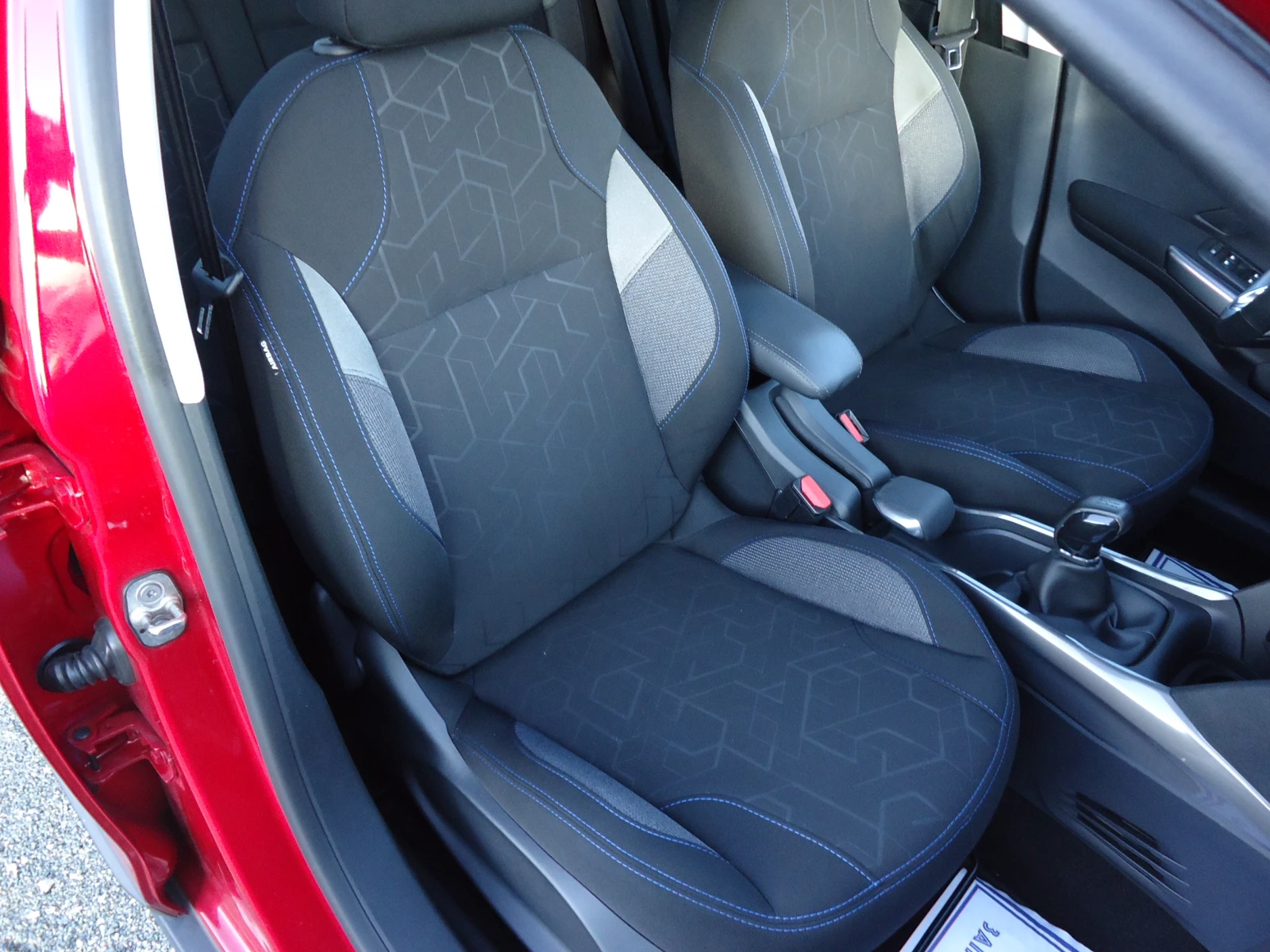 Peugeot 2008 1.6 BlueHDI  | Mobile.bg   12