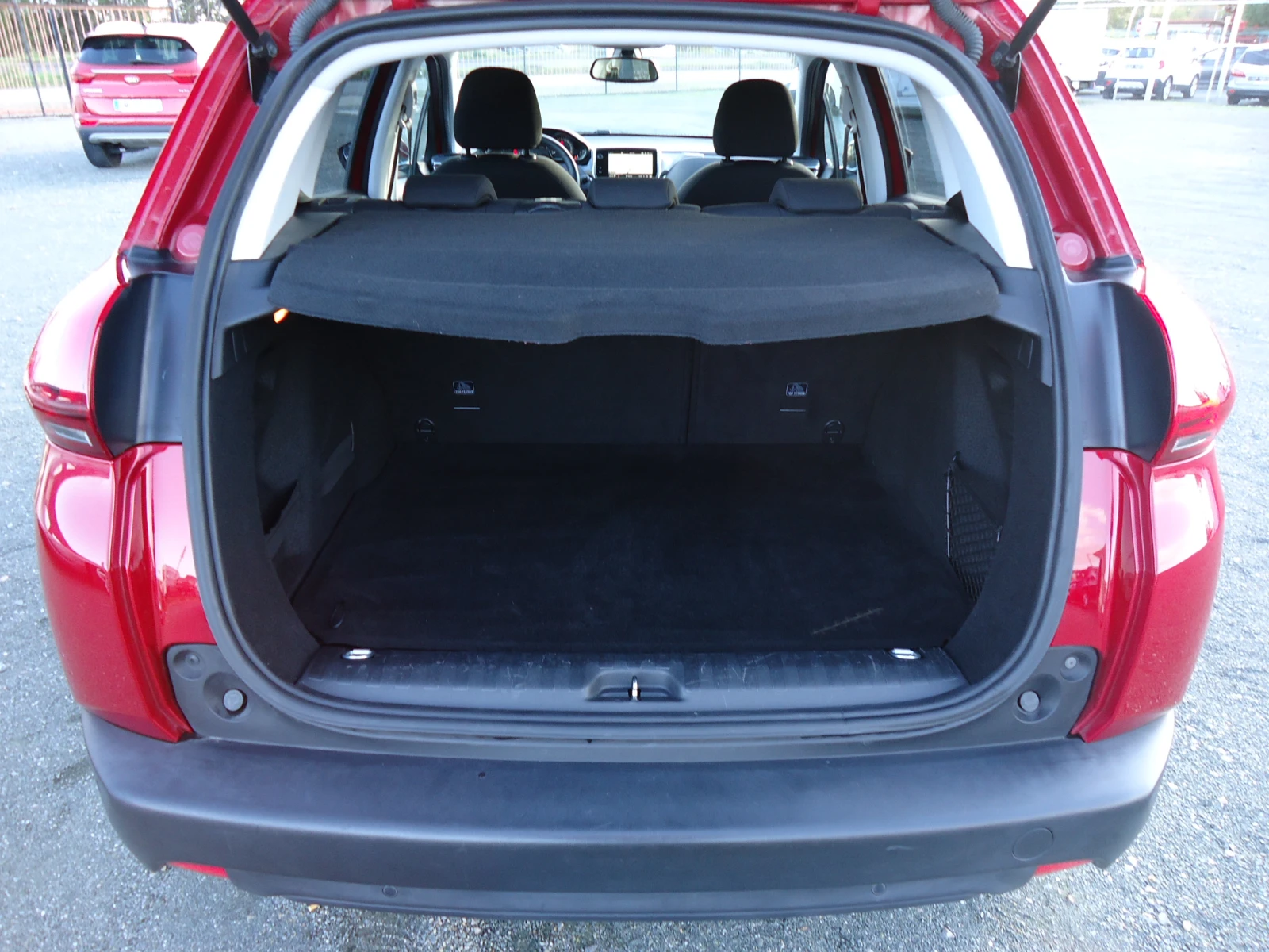 Peugeot 2008 1.6 BlueHDI  | Mobile.bg   10