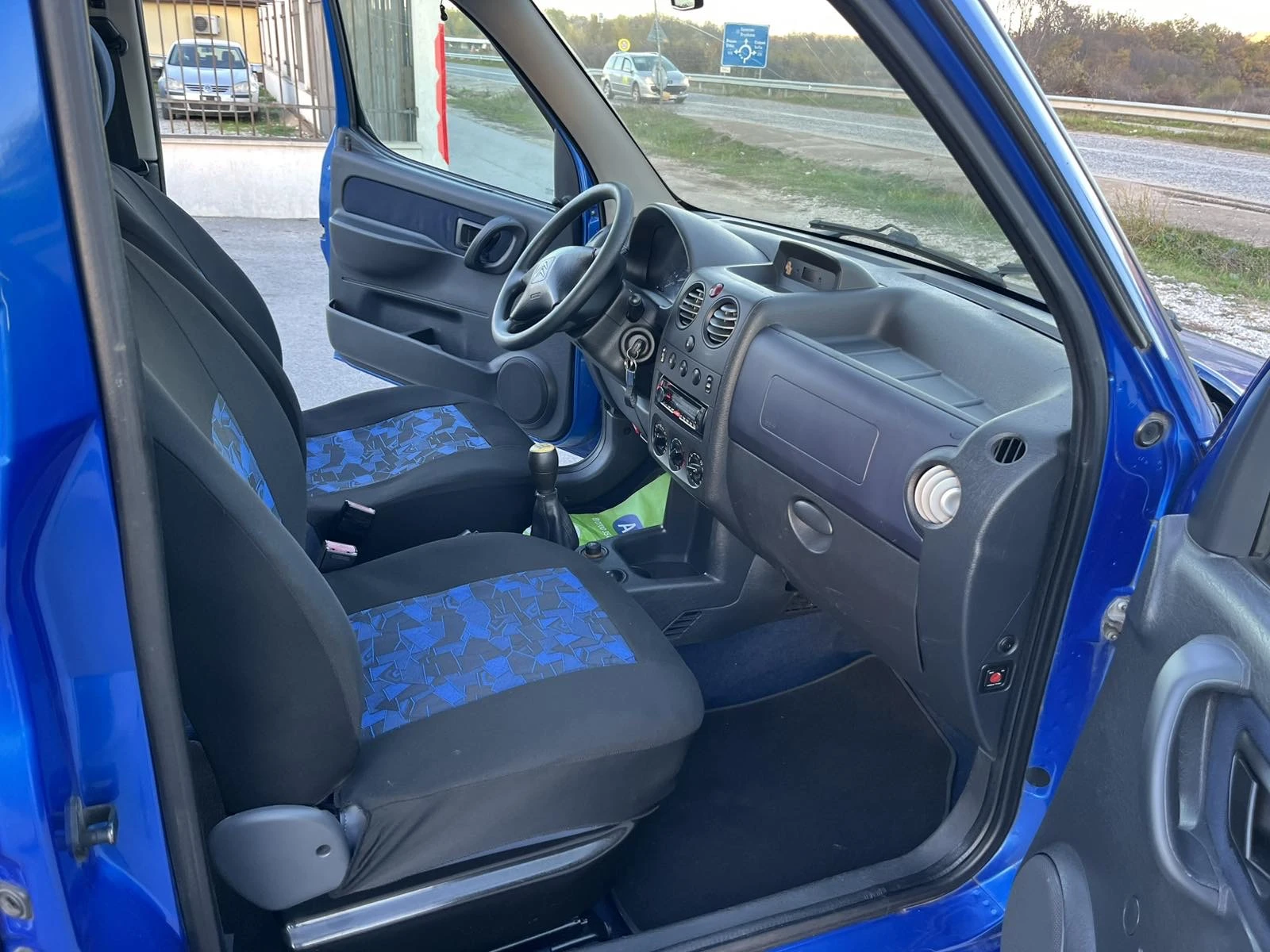 Citroen Berlingo 1.6HDI 75 EURO 4  | Mobile.bg   11