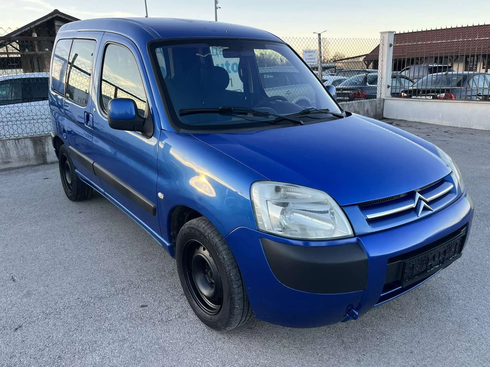 Citroen Berlingo 1.6HDI 75 EURO 4  | Mobile.bg   3