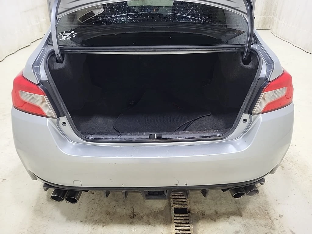 Subaru WRX * SPORT * CARFAX * ��� ������������ ������ | Mobile.bg � ����������� 16