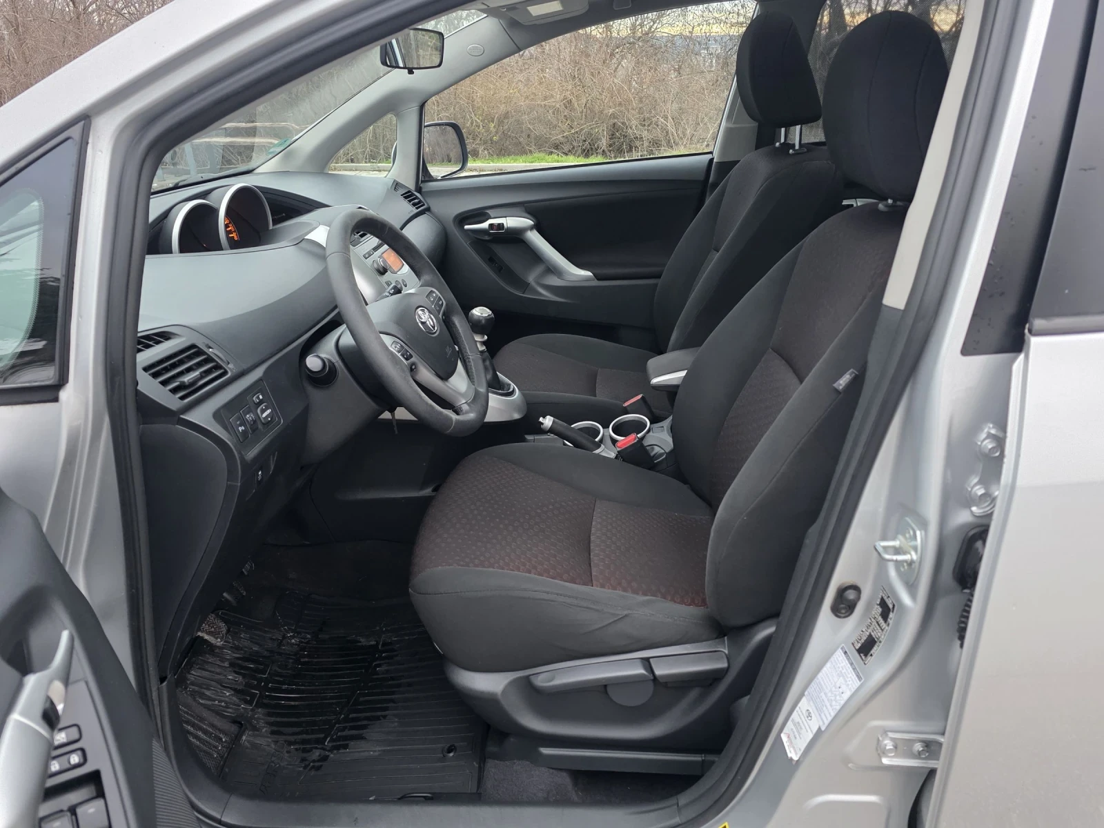 Toyota Verso 1.8 147�.� ��������, �������� �������! | Mobile.bg � ����������� 13