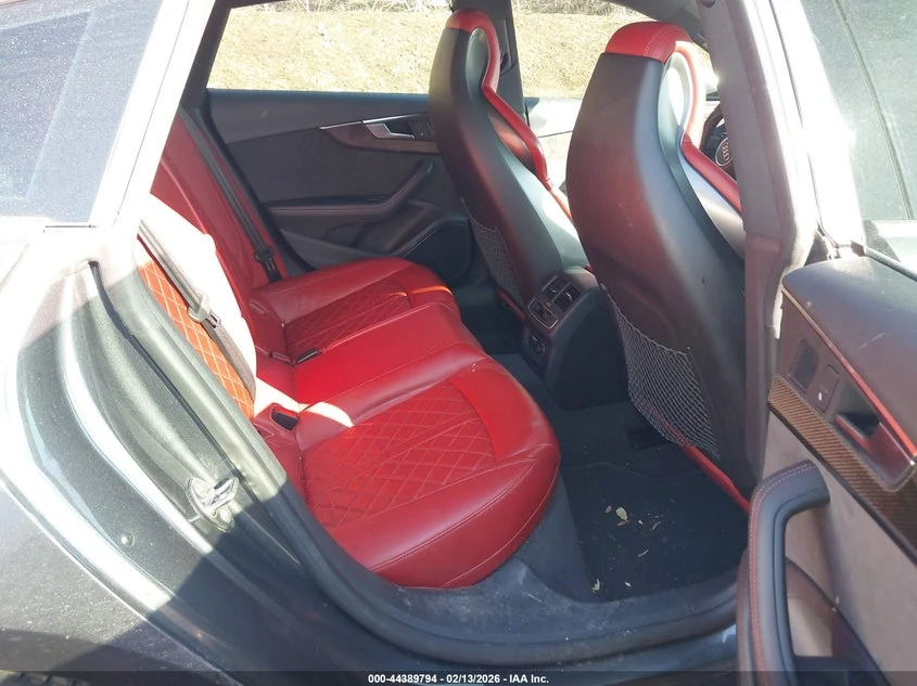 Audi S5 3.0l 3.0T Premium, снимка 8 - Автомобили и джипове - 53905680