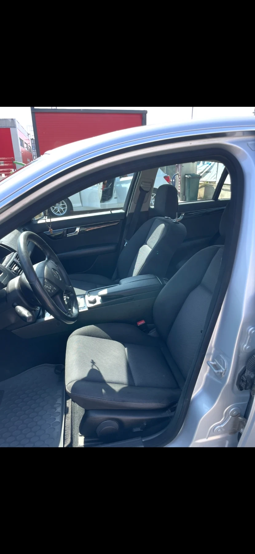 Mercedes-Benz C 200, снимка 6 - Автомобили и джипове - 54011332