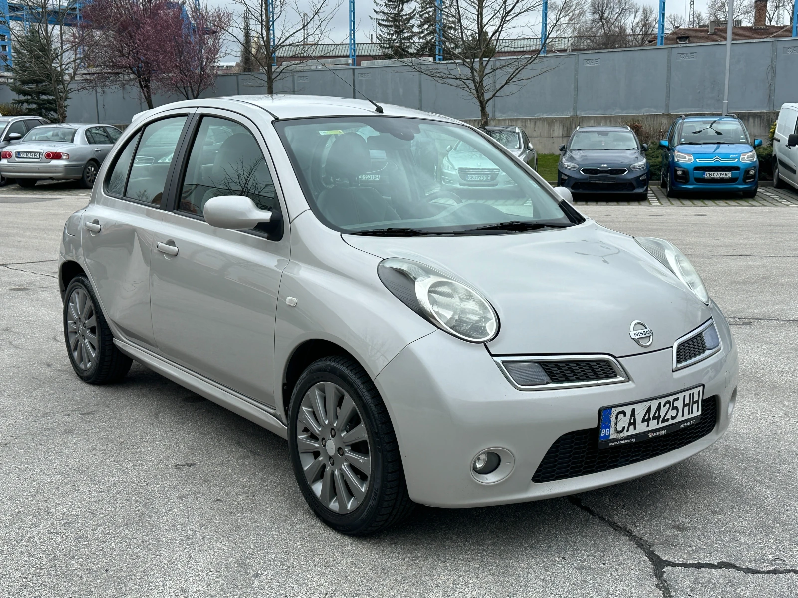 Nissan Micra 1.4i 88 к.с. , снимка 6 - Автомобили и джипове - 54036476