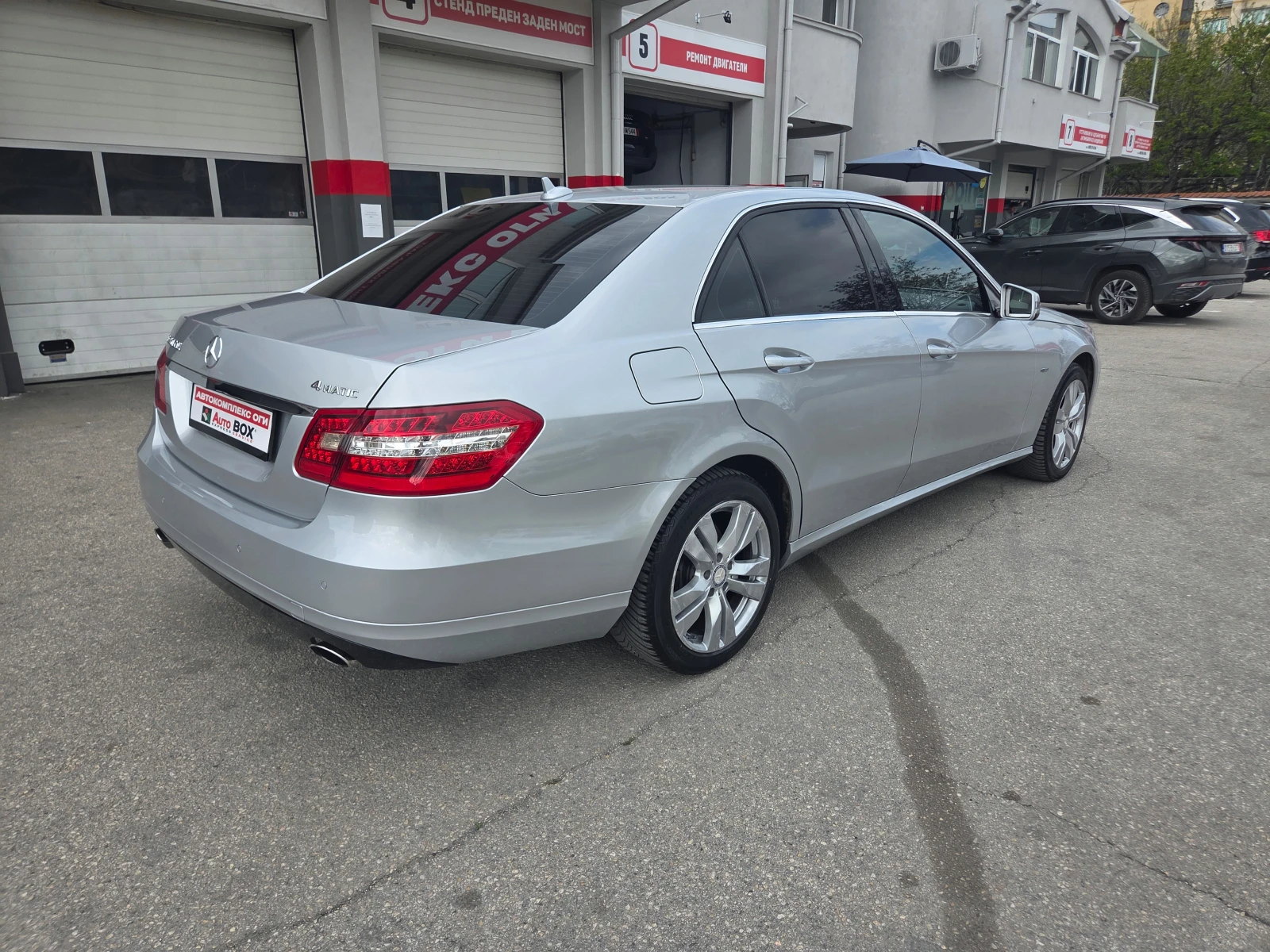 Mercedes-Benz E 350 CDI-Avantgarde (265 Hp) 4Matic, снимка 5 - Автомобили и джипове - 54255108