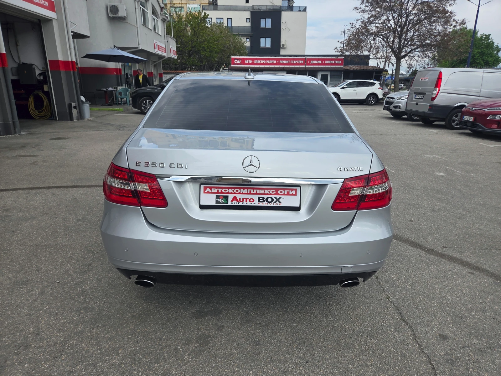 Mercedes-Benz E 350 CDI-Avantgarde (265 Hp) 4Matic, снимка 4 - Автомобили и джипове - 54255108
