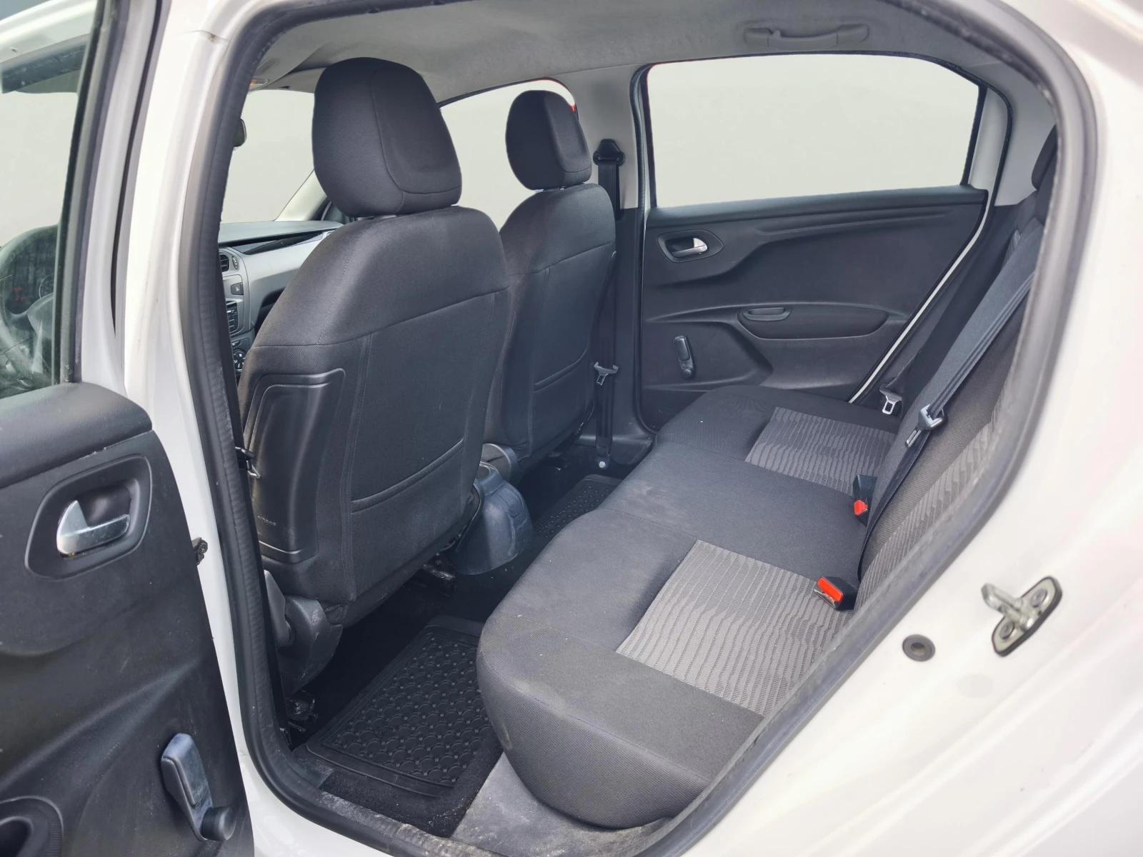 Peugeot 301 1.6 | Mobile.bg � ����������� 8