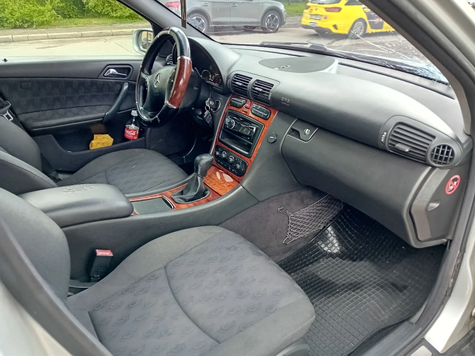 Mercedes-Benz C 220, снимка 8 - Автомобили и джипове - 54541115