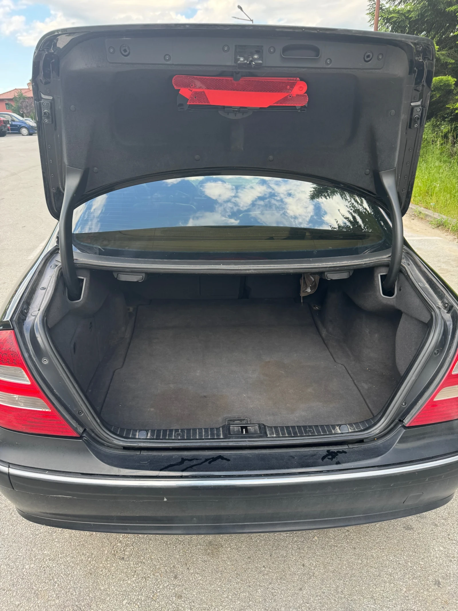 Mercedes-Benz E 320, снимка 12 - Автомобили и джипове - 54835483