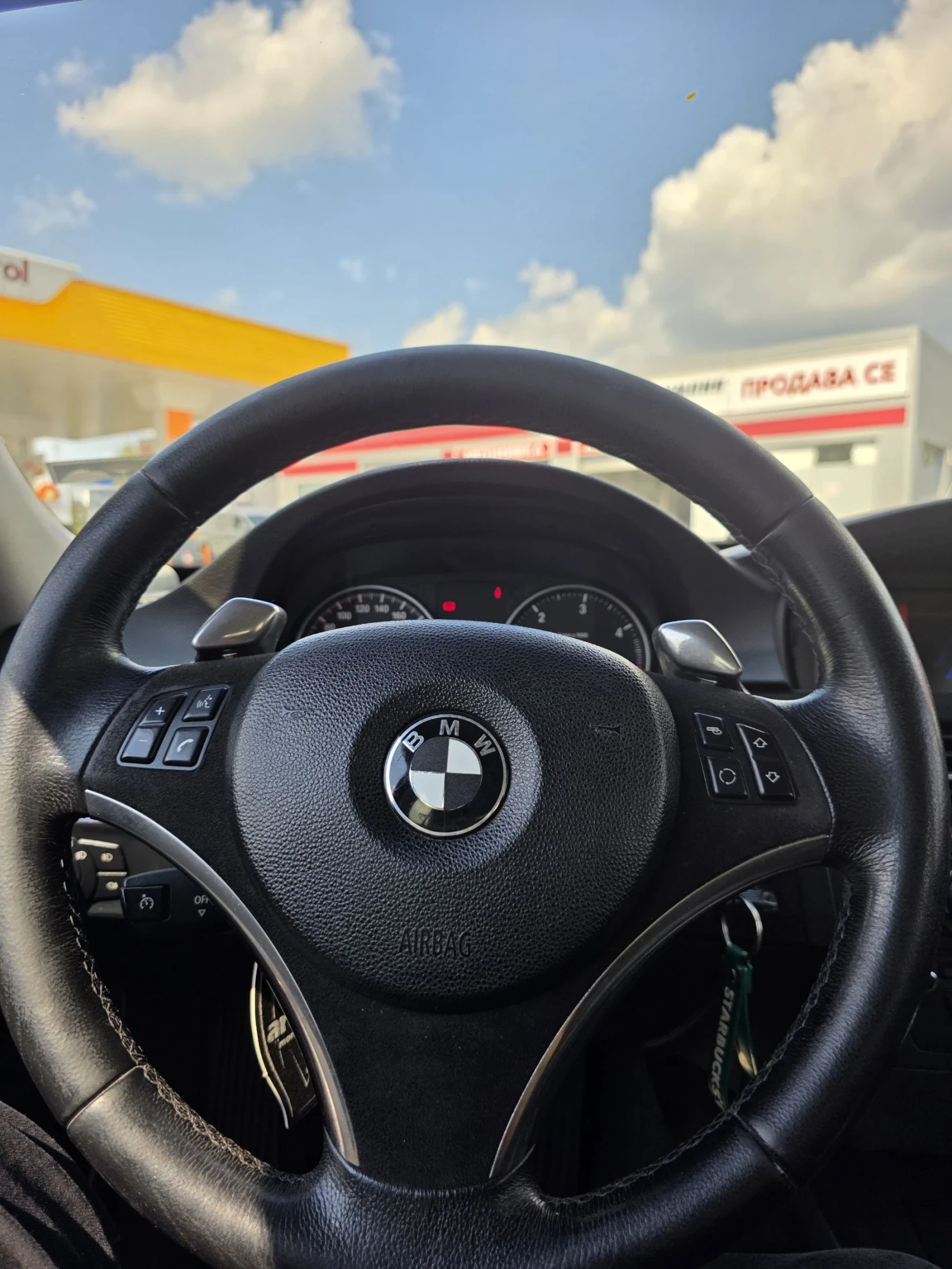BMW 320, снимка 15 - Автомобили и джипове - 55378919