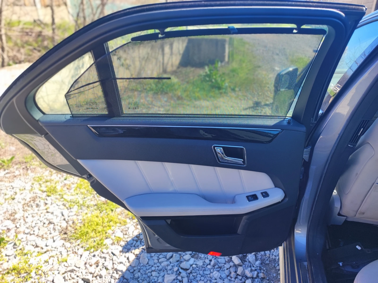 Mercedes-Benz E 350, снимка 16 - Автомобили и джипове - 55582542