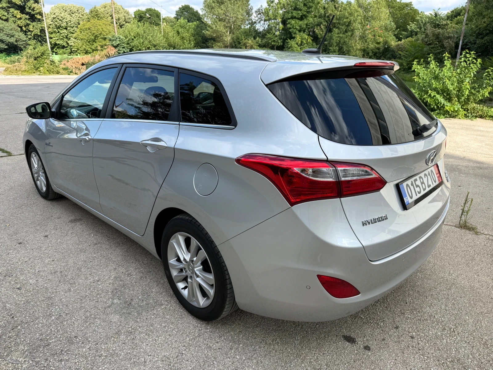Hyundai I30 1.6 CRDi , снимка 5 - Автомобили и джипове - 55731858