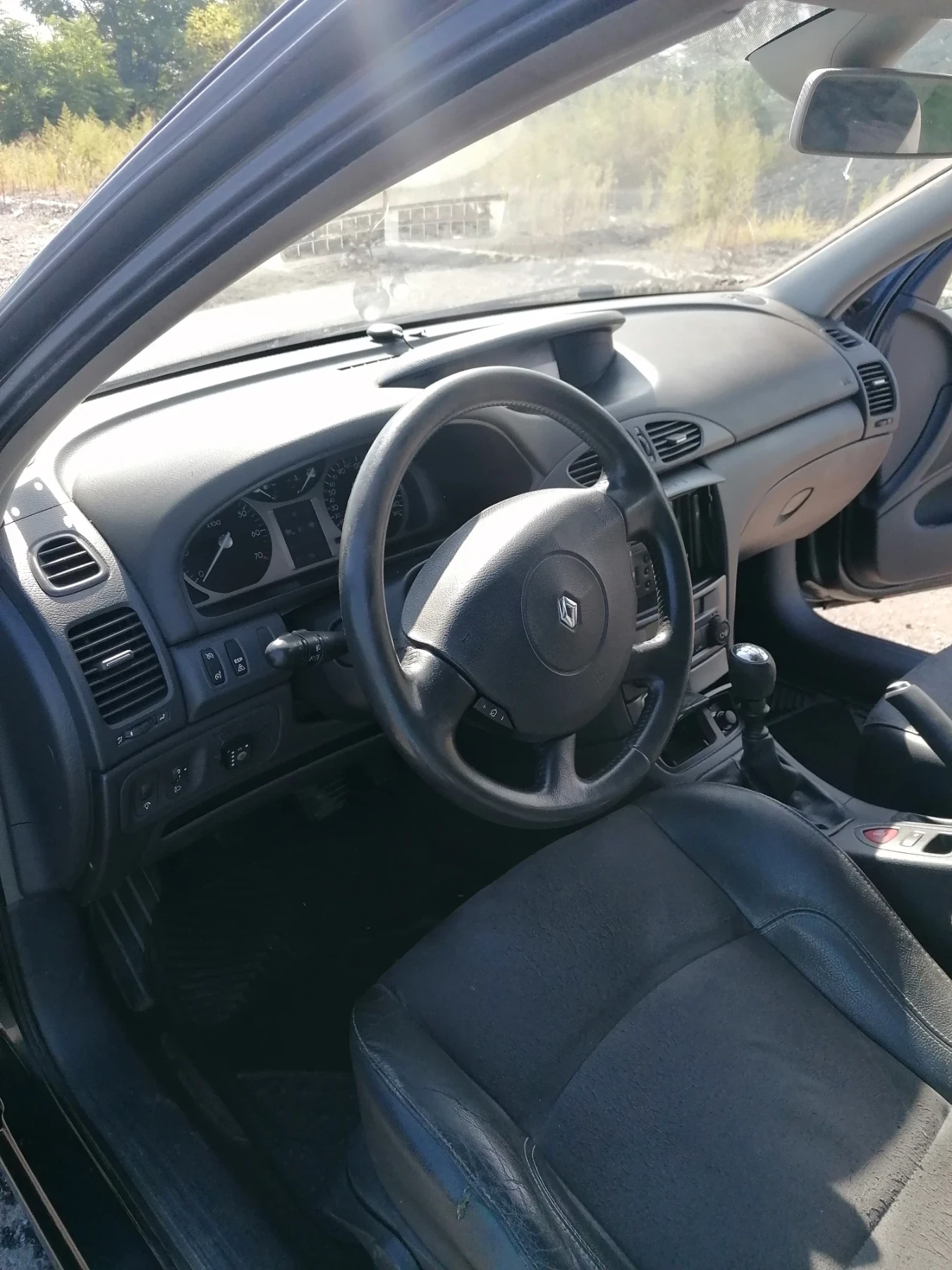 Renault Laguna 2.0 turbo с газ, снимка 15 - Автомобили и джипове - 56227159