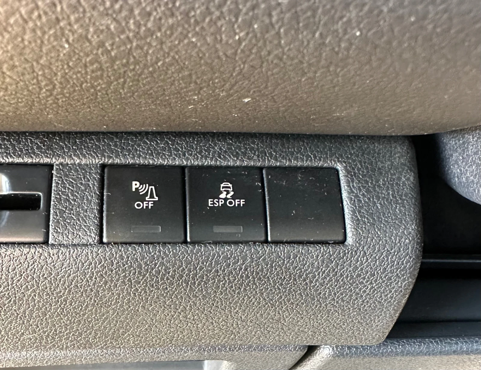 Peugeot 3008 1.6 HDI, снимка 11 - Автомобили и джипове - 56318926
