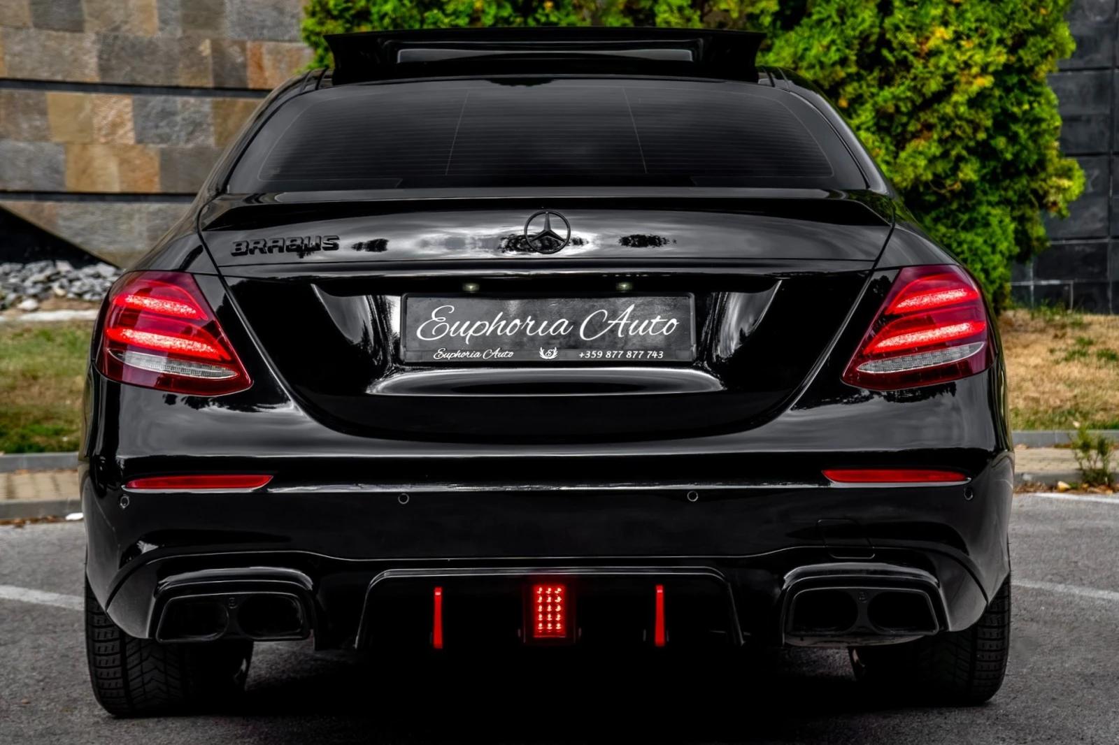 Mercedes-Benz E 220 d* BRABUS NIGHT PACK* PANORAMA* 3xTV* BURMESTER | Mobile.bg � ����������� 4