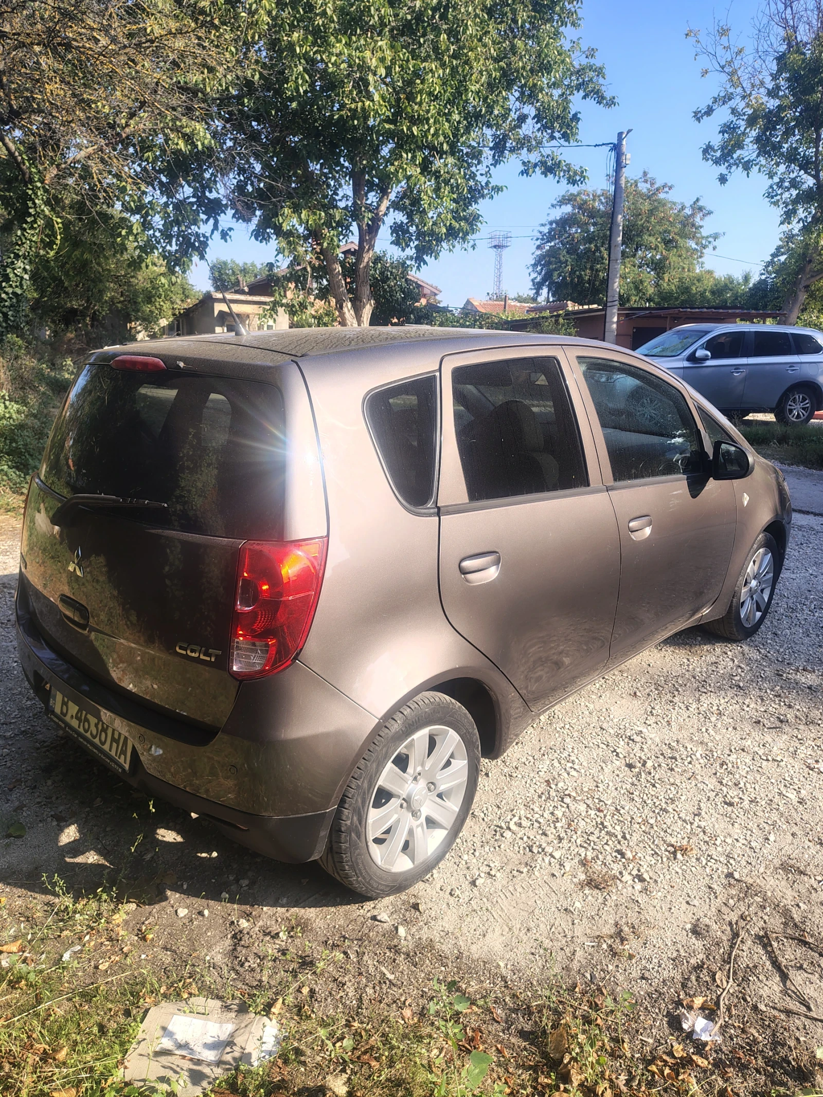 Mitsubishi Colt 1.3 бензин, снимка 4 - Автомобили и джипове - 56524752