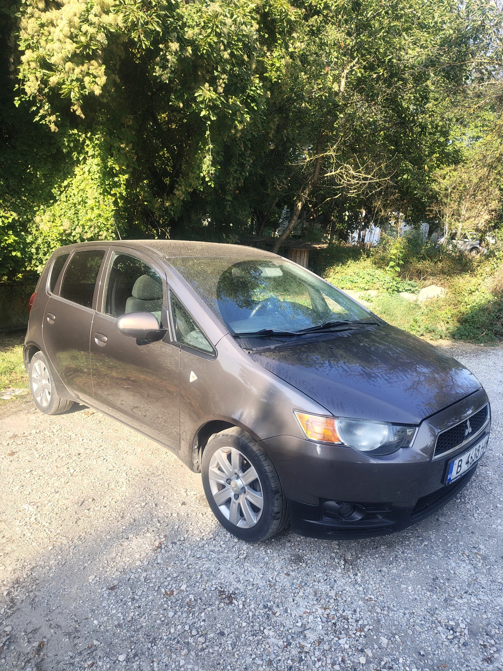 Mitsubishi Colt 1.3 бензин, снимка 3 - Автомобили и джипове - 56524752