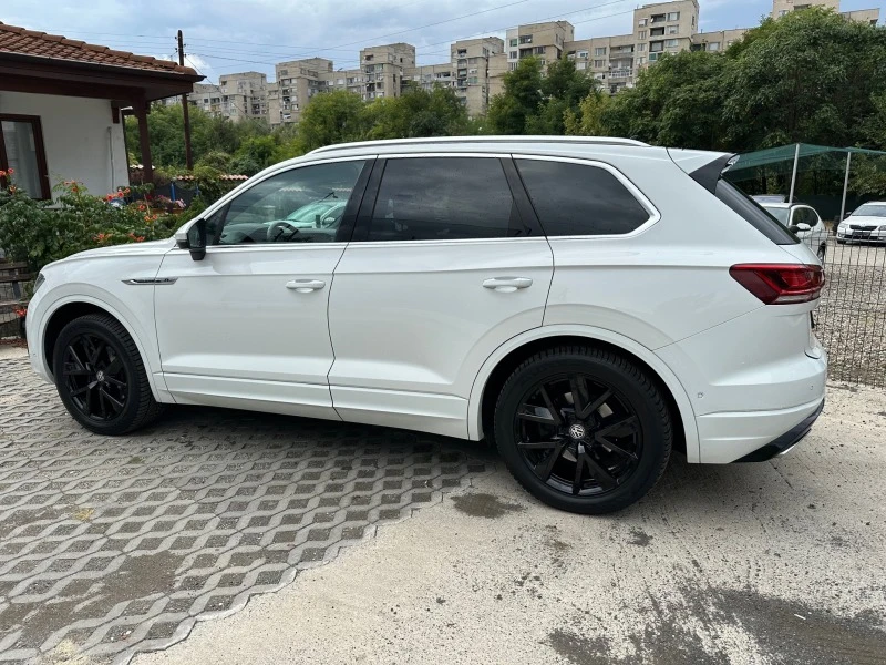 VW Touareg 3.0TDI R-Line.Airmatic., снимка 7 - Автомобили и джипове - 42355367