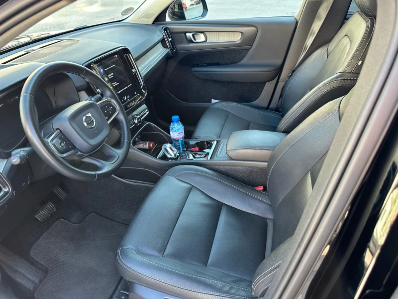 Volvo XC40 Inscription , снимка 12 - Автомобили и джипове - 52385098