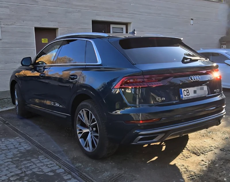 Audi Q8, снимка 4 - Автомобили и джипове - 52422866