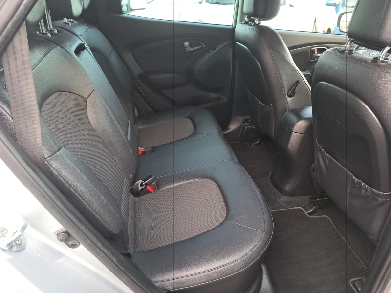 Hyundai IX35 1.7CRDI-NAVI-CAMERA, снимка 14 - Автомобили и джипове - 52451812
