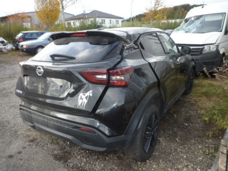 Nissan Juke 1.0 117hp , снимка 3 - Автомобили и джипове - 52654370