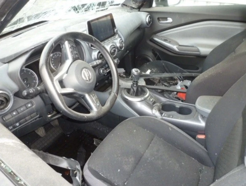 Nissan Juke 1.0 117hp , снимка 4 - Автомобили и джипове - 52654370
