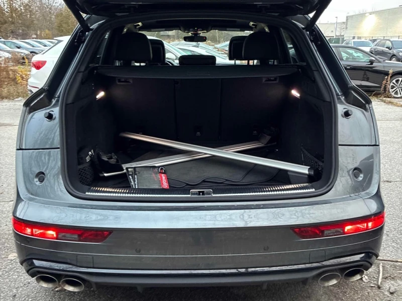 Audi SQ5 Technik  CARFAX, снимка 13 - Автомобили и джипове - 52705996