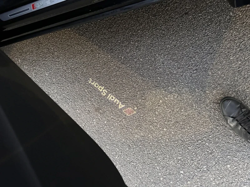 Audi RSQ8 B&O 3D MATRIX CARBON CERAMI FULL MAX, снимка 11 - Автомобили и джипове - 53124992