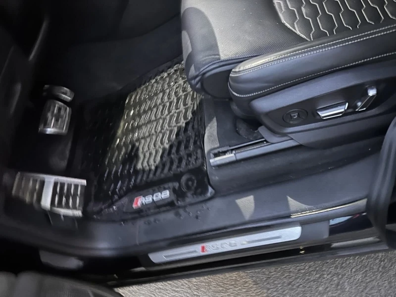Audi RSQ8 B&O 3D MATRIX CARBON CERAMI FULL MAX, снимка 10 - Автомобили и джипове - 53124992