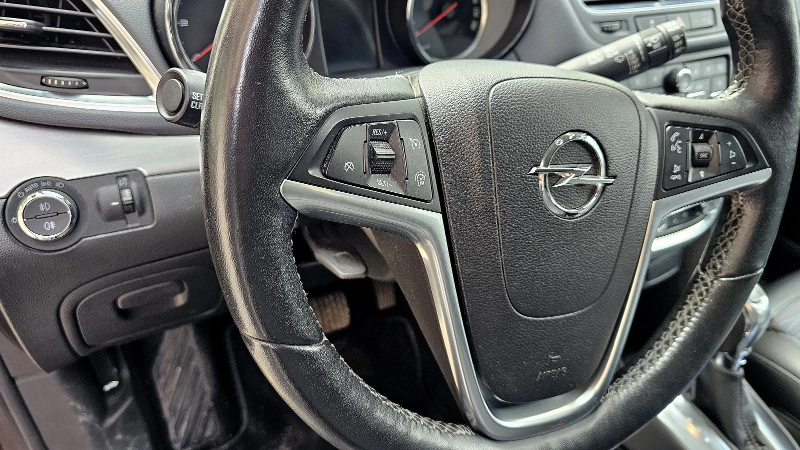 Opel Mokka Космо, снимка 13 - Автомобили и джипове - 53861166