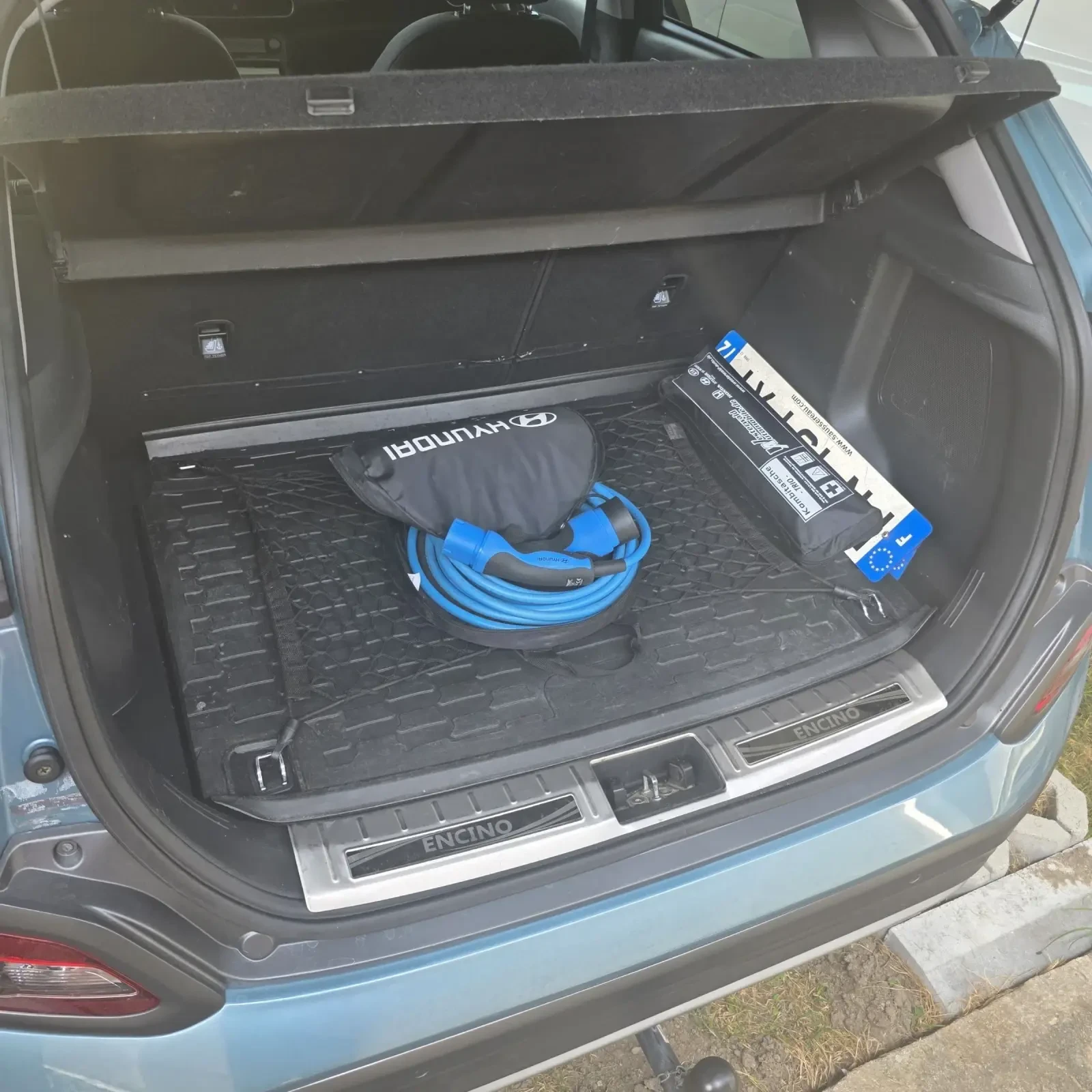 Hyundai Kona, снимка 15 - Автомобили и джипове - 54770071