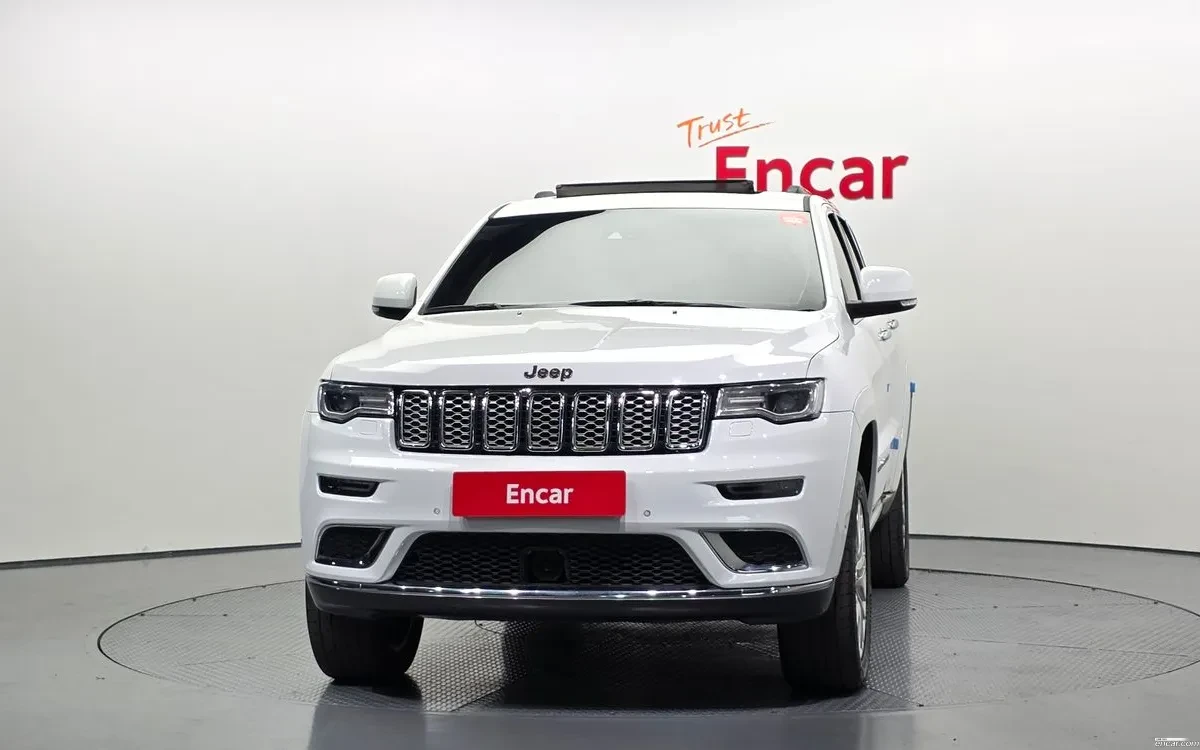 Jeep Grand cherokee SUMMIT/FULL/PANO/CAM, снимка 3 - Автомобили и джипове - 54971803