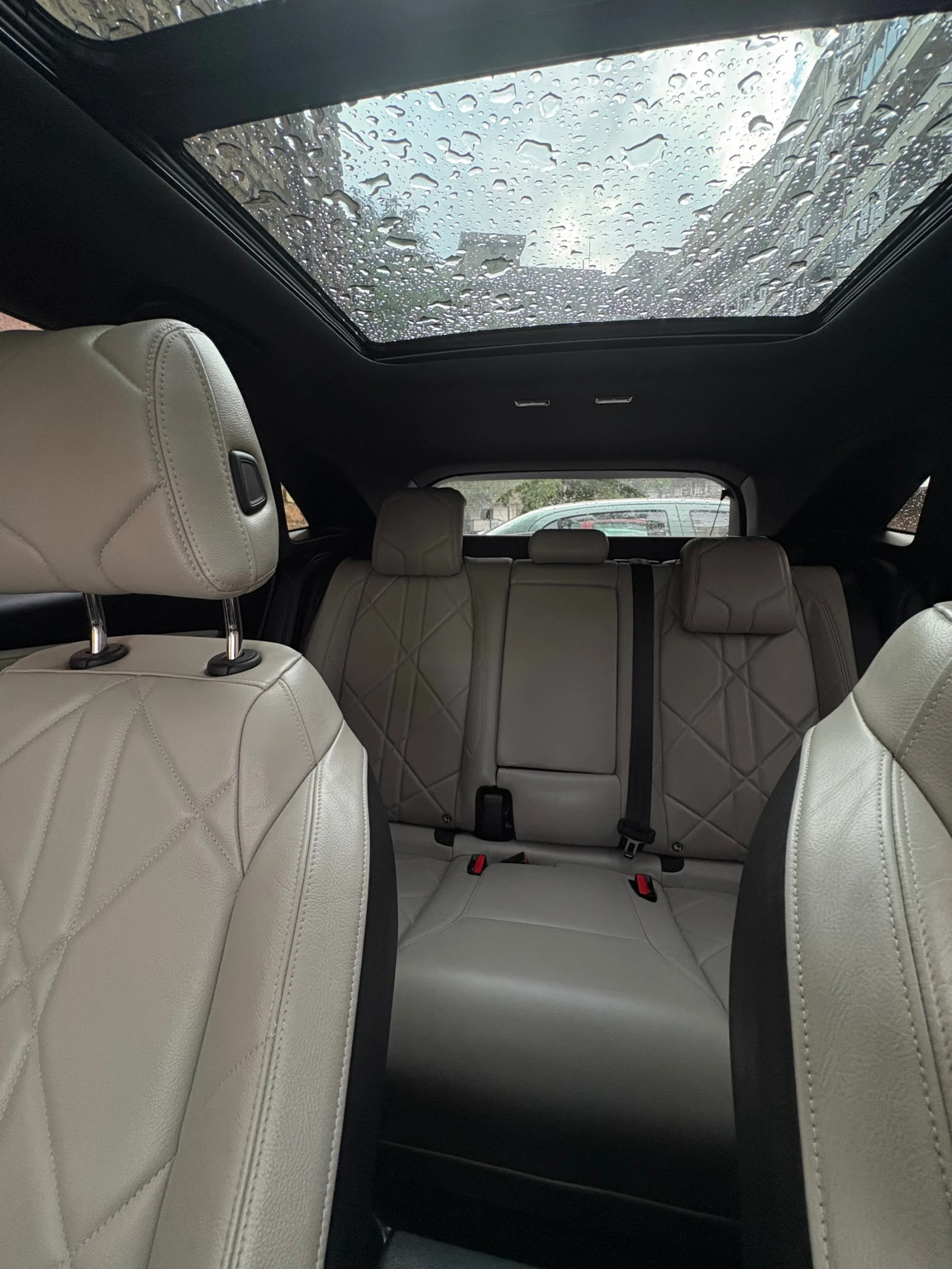 DS DS 7 Crossback 1.6 E-tense 300HP 4x4, снимка 11 - Автомобили и джипове - 55231435