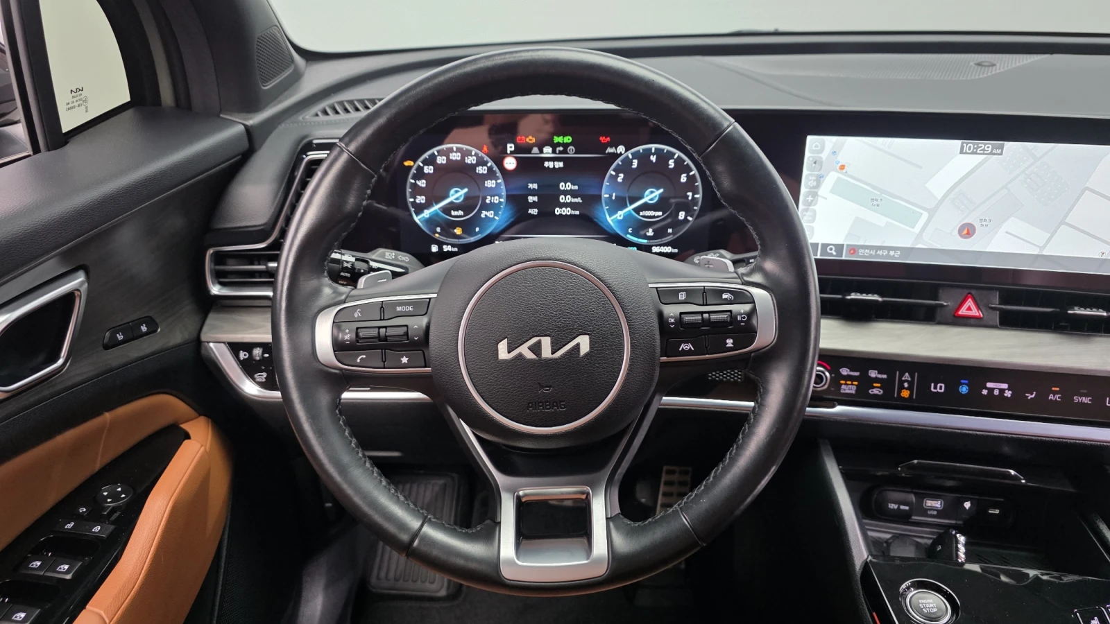Kia Sportage SIGNATURE* KRELL* 360* DIS* ОБДУХ* КРАЙНА ЦЕНА, снимка 5 - Автомобили и джипове - 56061341