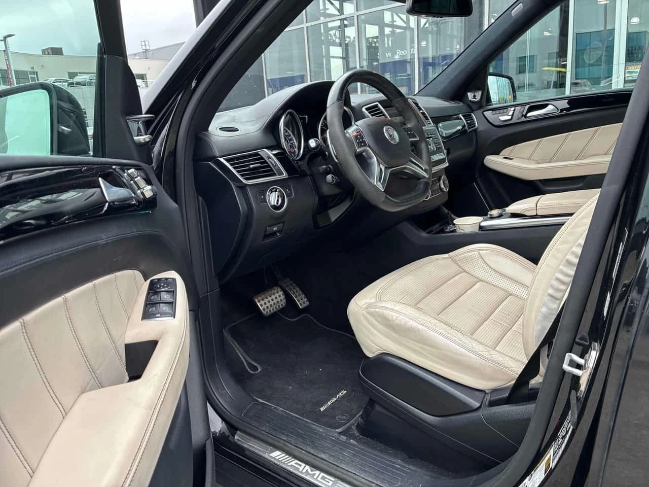 Mercedes-Benz ML 63 AMG * CARFAX * ����� �� ����������� | Mobile.bg � ����������� 5