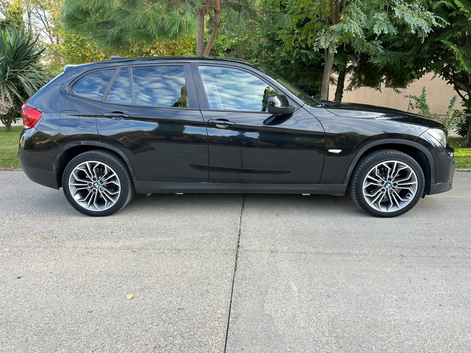 BMW X1 X drive 2.0 D 6ск. ЛИЗИНГ 4x4, снимка 7 - Автомобили и джипове - 56681332