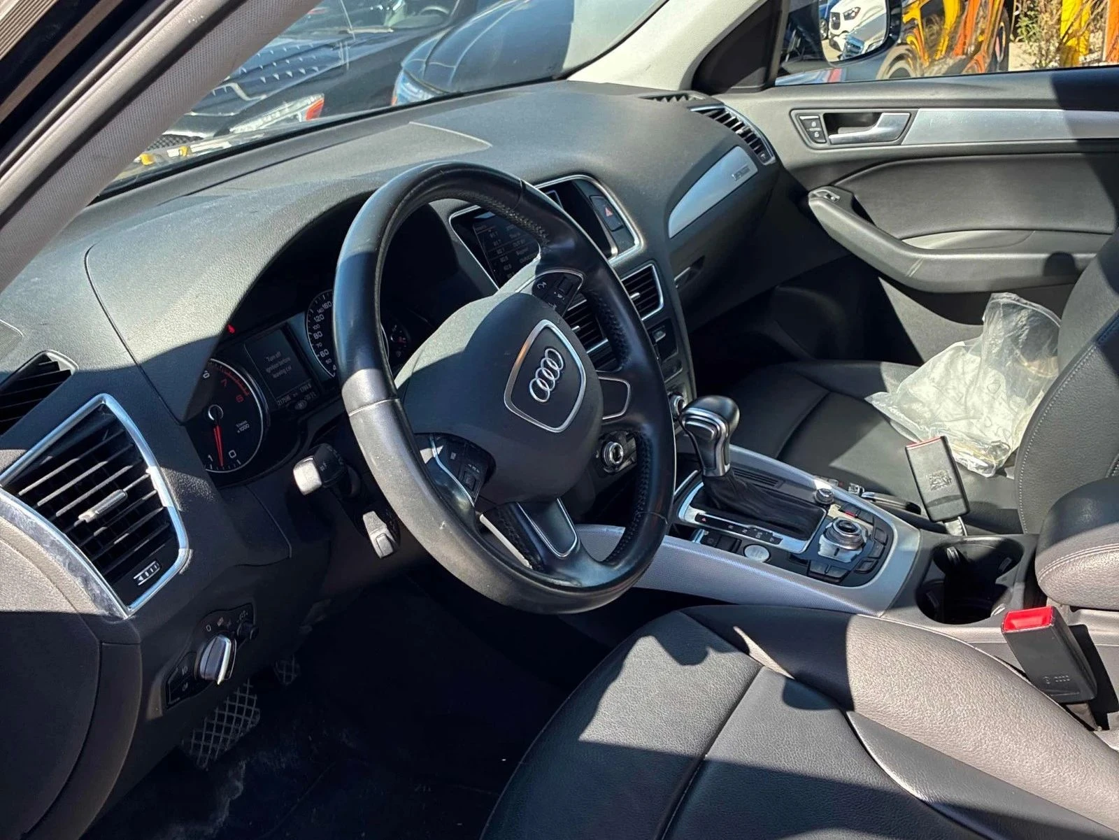 Audi Q5, снимка 7 - Автомобили и джипове - 56739667