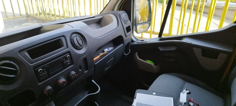 Renault Master, снимка 10 - Бусове и автобуси - 48102614