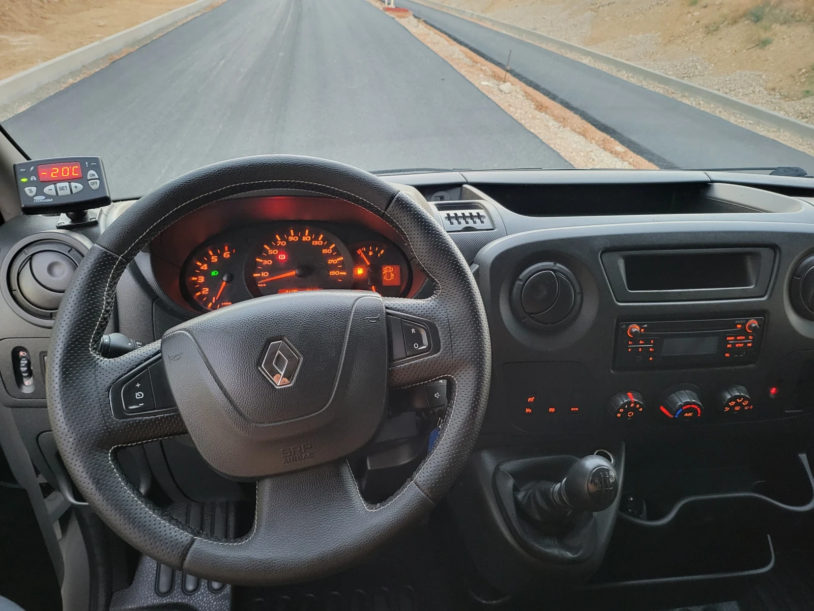 Renault Master 2.3 dci, снимка 9 - Бусове и автобуси - 55774287